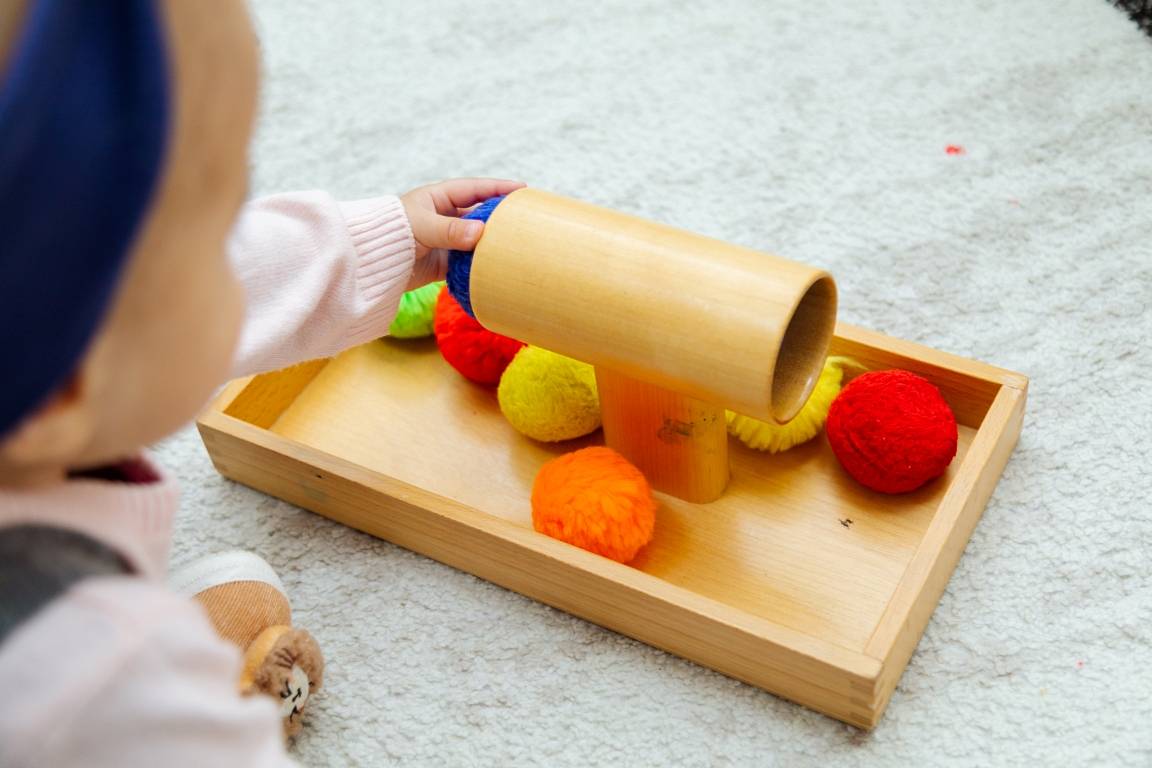tyflopedagogika-jak-zostac-wsparciem-dla-osob-z-niepelnosprawnoscia-wzrokowa (2) (1).jpg